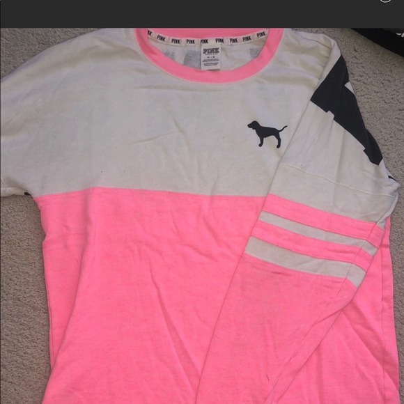 Tops - Pink Sweatshirt